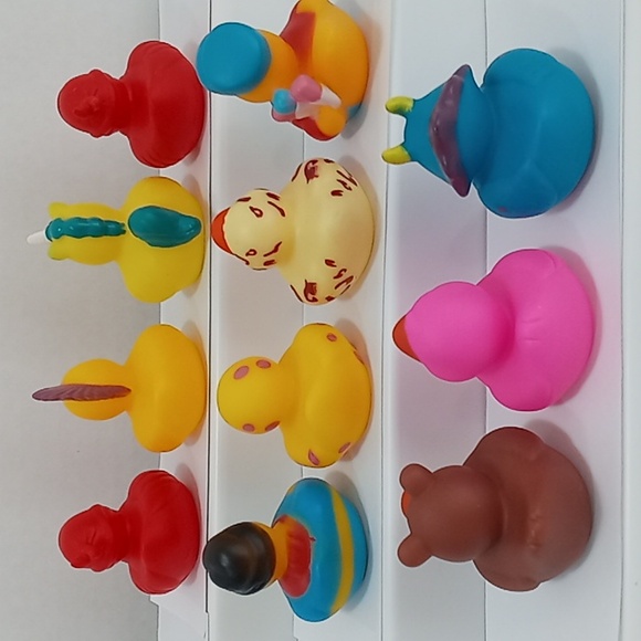 UNBRANDED RUBBER DUCK COLLECTION - Picture 4 of 8